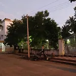 Mayurapriya Inn